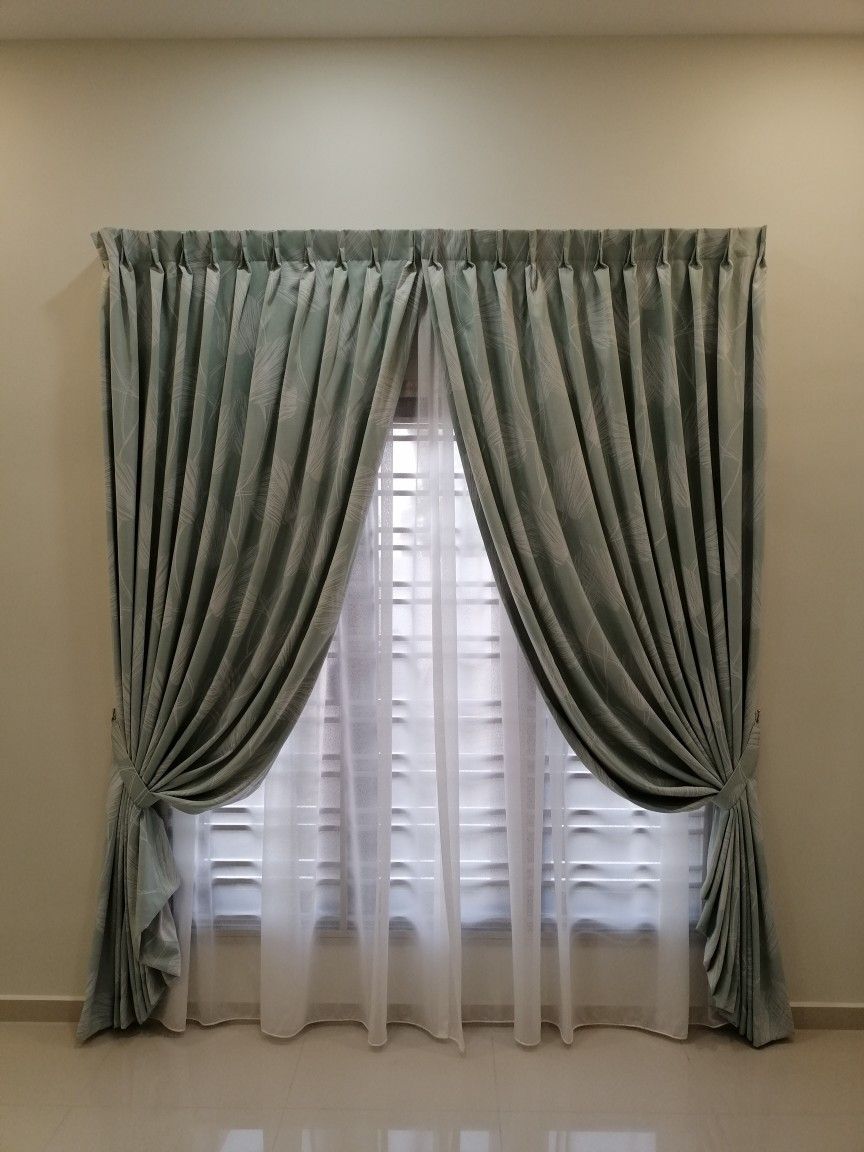 Pleated Curtains Image 3
